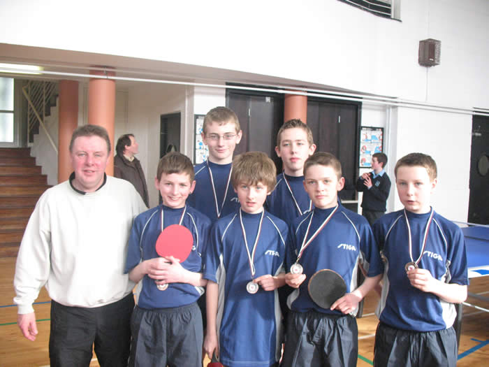 The boys team were beaten in the semi-final and are seen here with Terry Dolan, Aaron, Darren, Eoin, Criostóir, Kyle and Cian.